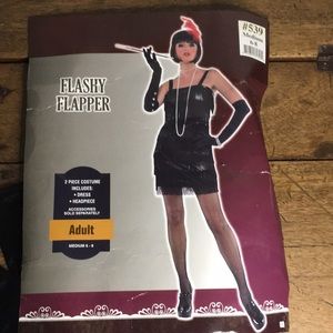 Adult flapper girl costume size M and Accesories